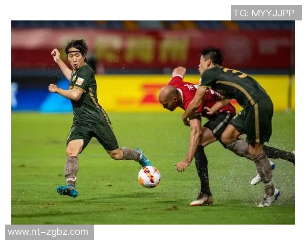 赛后分析：北京足球队与成都足球队实力对比及比赛亮点回顾